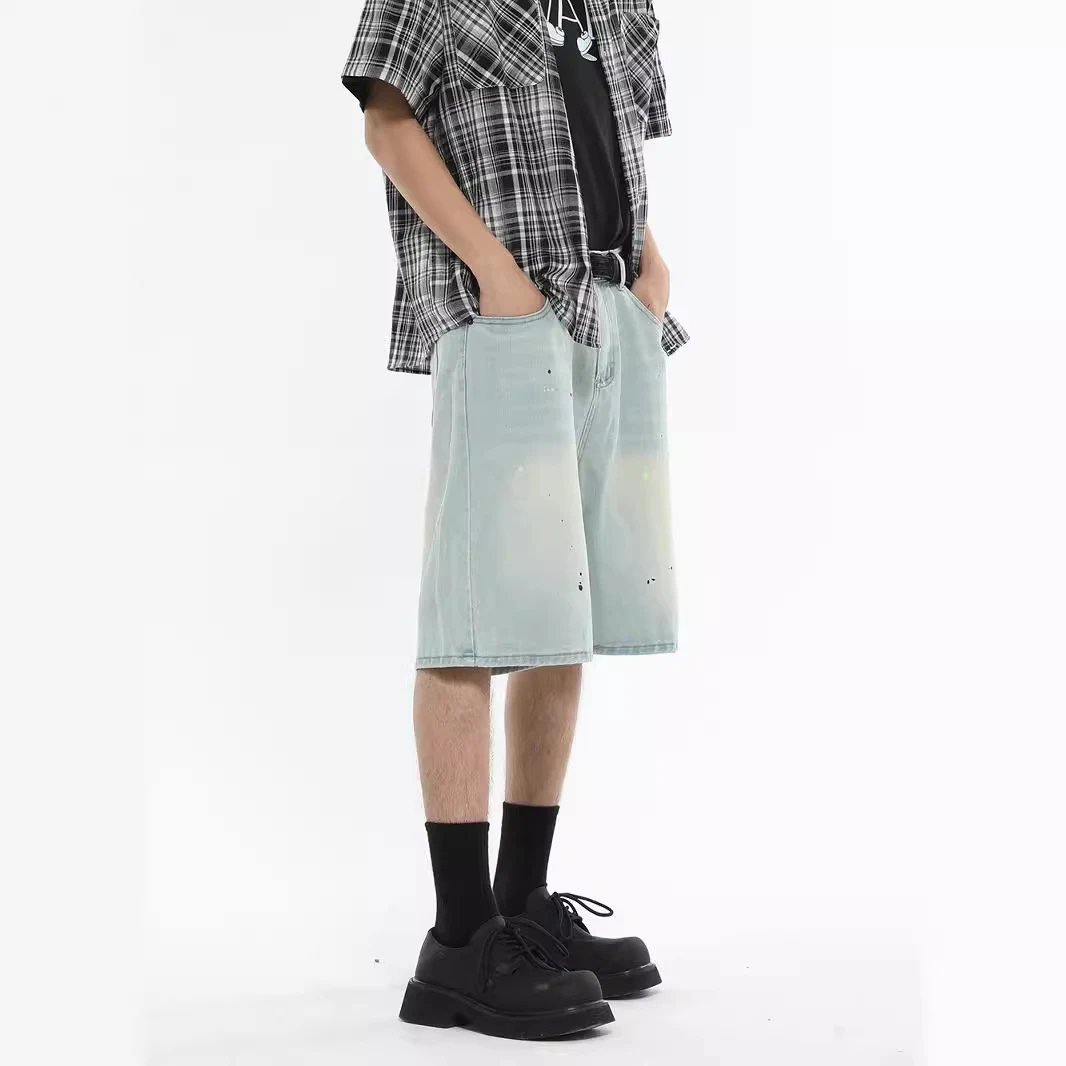 Loose Denim Shorts for Women, High Street Style. Comfortable and stylish denim shorts, perfect for a casual summer look — photo 3