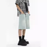 Loose Denim Shorts for Women, High Street Style. Comfortable and stylish denim shorts, perfect for a casual summer look — photo 3