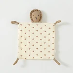 Boneca de tecido para bebê com design de tabuleiro, macia e segura, perfeita para brincar e desenvolver habilidades, fácil de abraçar e levar. — foto 23