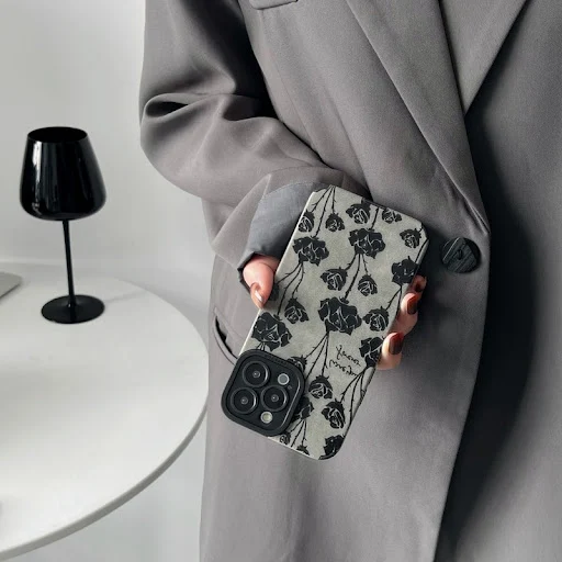 Title 5, Capinha de silicone macio para celular. Proteçã...
