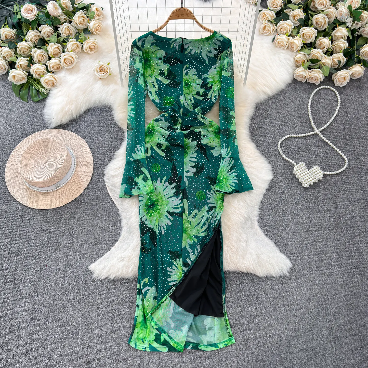 Title 2, Rhinestone taille-aansluitende elegante slanke ...