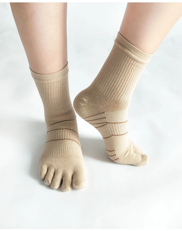 Title 8, Mens Cotton Sports Five Finger Socks for enhan...