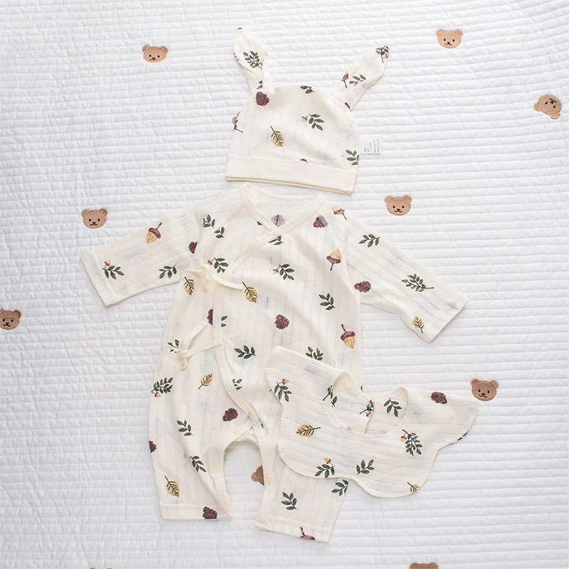 Macacão infantil de algodão com cadarço Roupa confortável e elegante para bebês Recém-nascidos Design de renda respirável Perfeito para uso diário e ocasiões especiais — foto 7