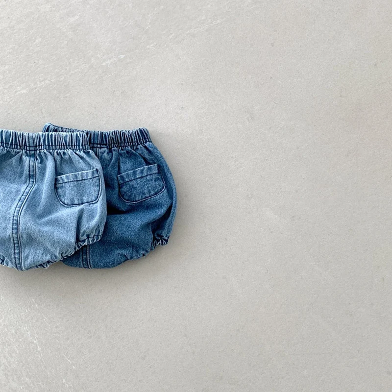 Shorts jeans estilo coreano para bebês e crianças pequenas no verão. Conforto e estilo para brincar e aproveitar os dias quentes. Leve e respirável. — foto 5