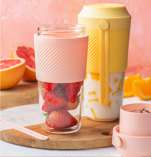 Title 1, Portable rechargeable juicer for fresh juices o...