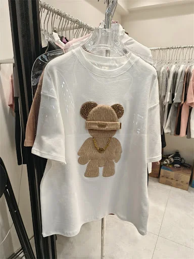 Title 3, Bedrucktes T-Shirt mit halben Ärmeln für Damen ...