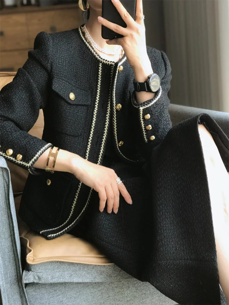 Title 6, Classic Style Tweed Skirt Suit