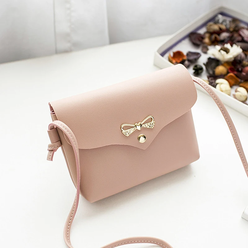 Title 2, Mid-length Womens Bag with Bow. A stylish and ...