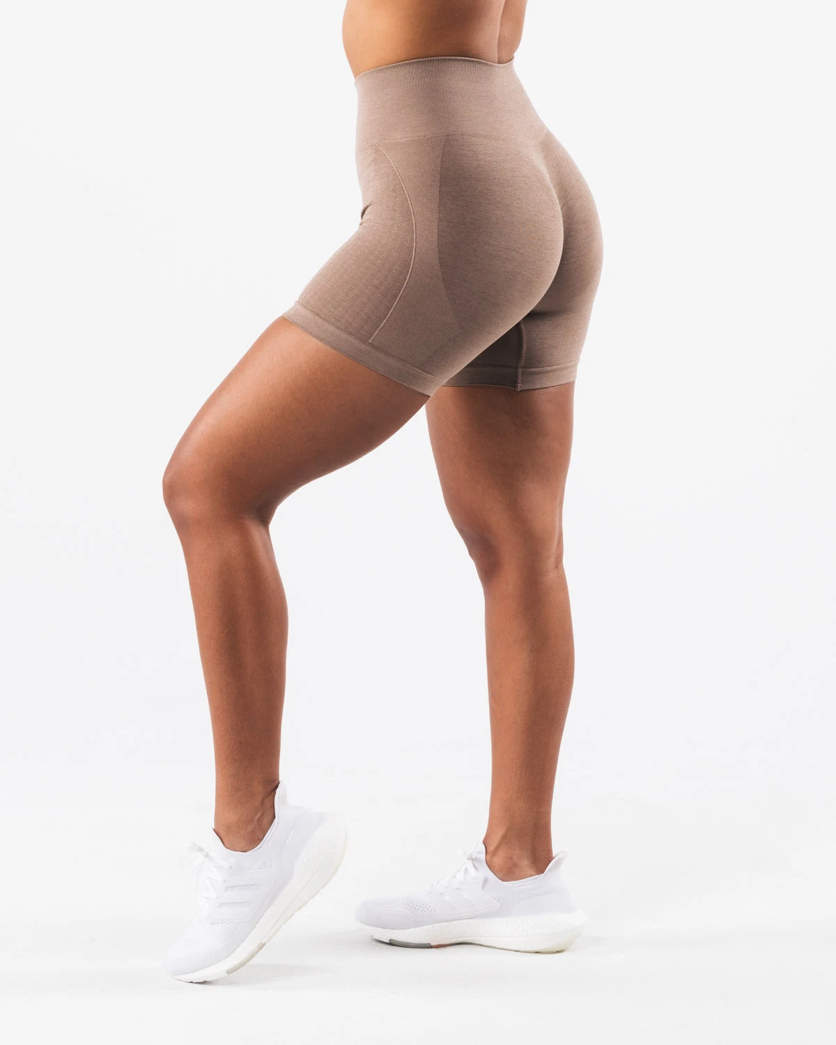 Title 21, Superzachte, naadloze jacquard shorts met een s...