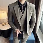 Completo Uomo in Lana, Stile Britannico, per Affari e Casual. Unisce Eleganza e Comfort, Perfetto per l'Uomo Moderno, Lavoro o Tempo Libero. — foto 19
