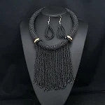 Conjunto de colar e brincos com contas e tassel estilo étnico, adicione um toque boêmio e elegante ao seu visual, perfeito para qualquer ocasião. — foto 13
