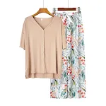Light Khaki Green Leaves