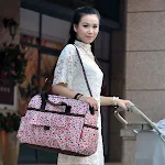Large capacity Mommy bag single shoulder bag. Spacious, practical and stylish. Perfect for all your baby and everyday es — photo 1