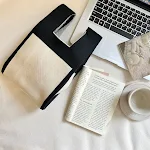 Nova Bolsa de Ombro Feminina em Tricô de Lã Dupla Cor, ideal para uso diário, confortável e elegante. Perfeita para looks modernos e charmosos. — foto 4