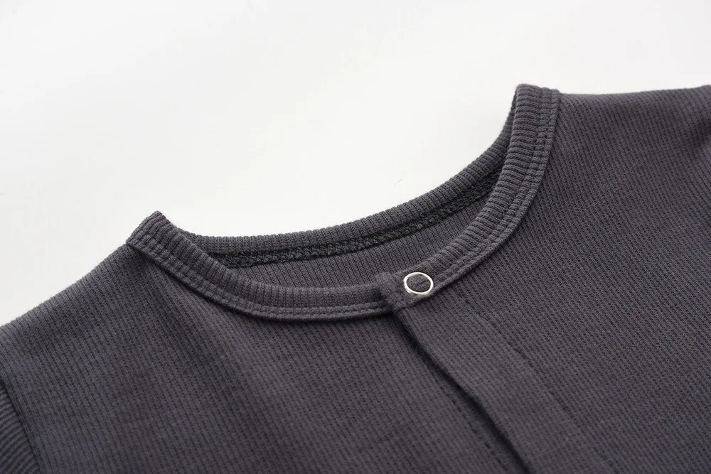Title 6, Babykleding lente herfst en winter. Kleed je ba...