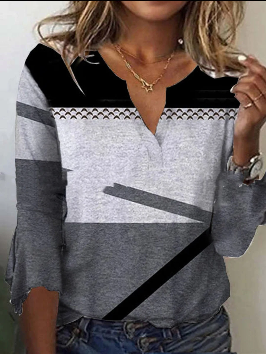 Title 1, V Neck Printed Flare Sleeve T Shirt