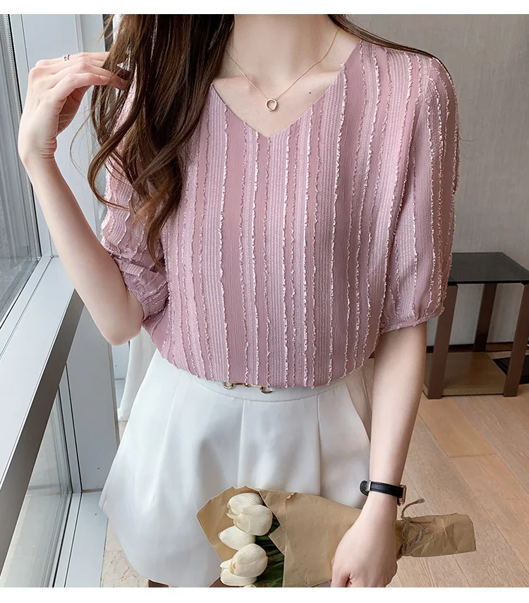 Title 17, Ladies New V-neck Pullover Fashion Slim Shirt,...