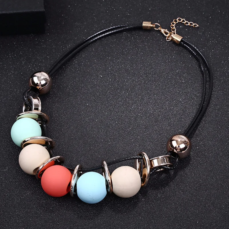 Title 1, Colar de collier vintage maxi