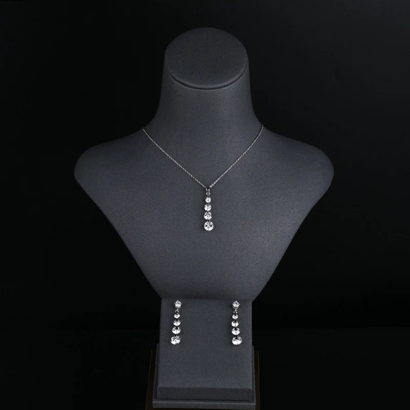 Conjunto de brincos e colar luxo leve de interesse especial Cold Wind. Adicione elegância e sofisticação ao seu visual com este conjunto. — foto 10