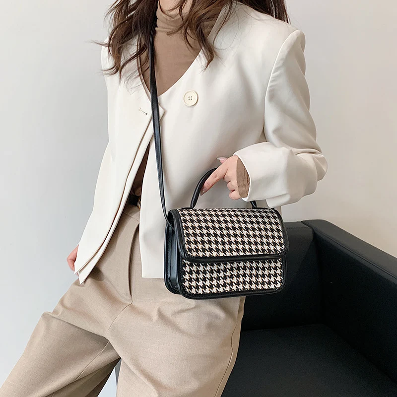 Bolsa Feminina Trendy e Portátil — foto 1