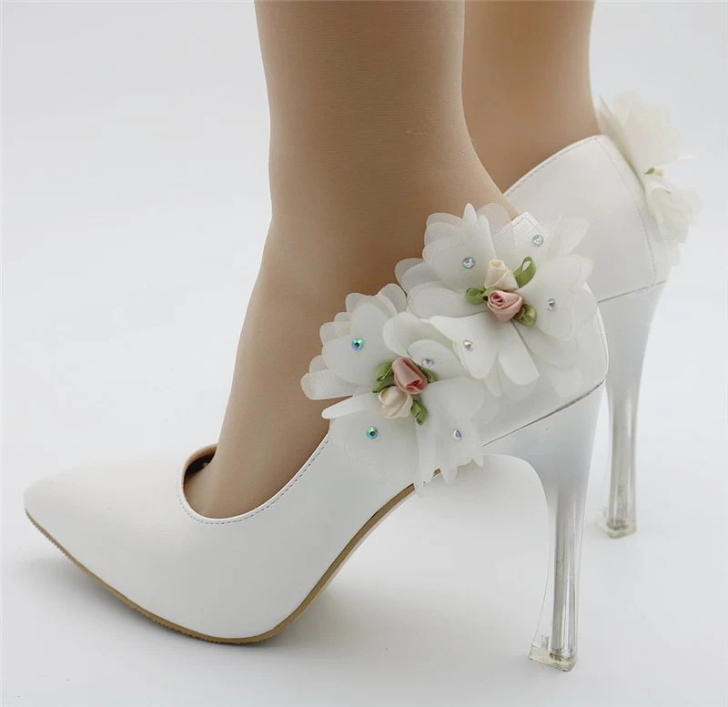 Title 6, Weiße Blumen Hochzeitsschuhe Stiletto wasserdic...