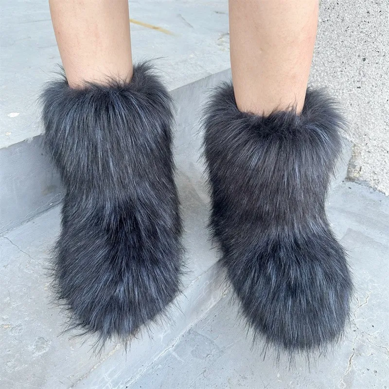 Raccoon Fur Pluche Sneeuwlaarzen – Warme en luxe winterlaarzen. Superieur comfort en stijl voor warme voeten in de sneeuw. — foto 11
