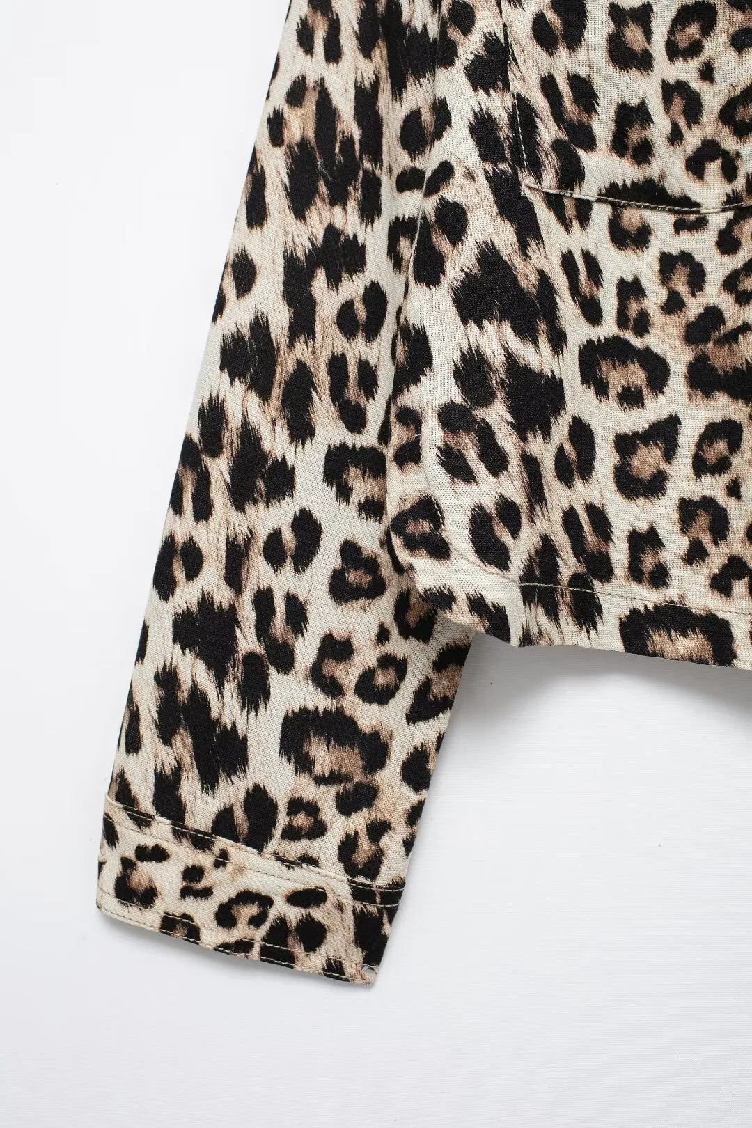 Title 6, Womens Animal Print Coat Shirt Pants Suit