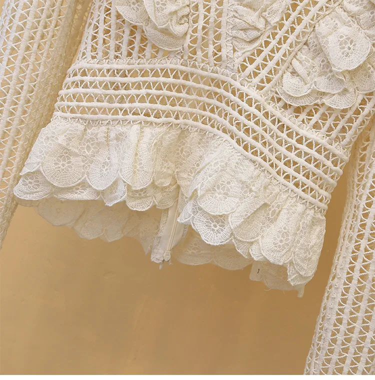 Title 6, New Fashion See-through Lace Bottoming Top