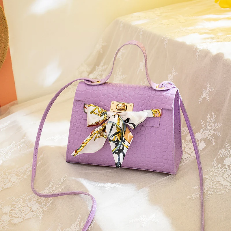 Title 1, Bolsa feminina Fashion Lock com design diagonal...