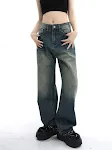 Women's High-Waisted Straight-Leg Vintage Jeans. Classic style meets modern comfort, perfect for creating a timeless and — photo 3