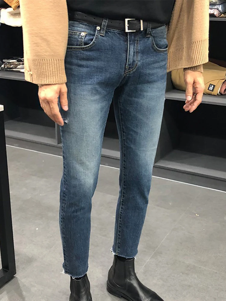 Jeans Tobilleros Hombre Marca Tendencia Corte Slim Estilo Moderno Ajuste Perfecto Para un Look Casual y Elegante — foto 4