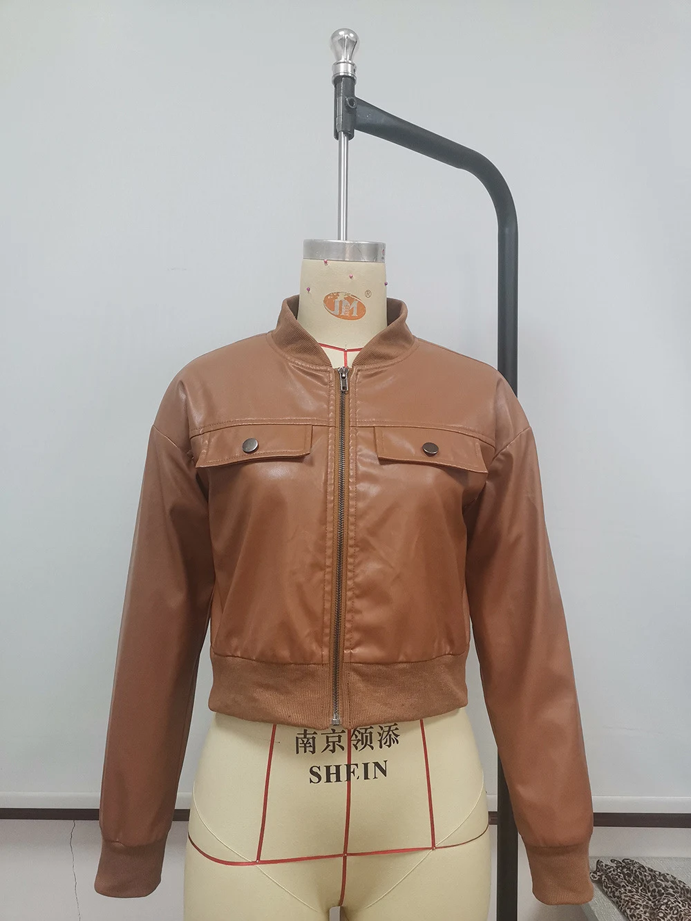 Men's Casual Short Leather Jacket Long Sleeved Solid Color, Stylish & Versatile, Perfect for Everyday Wear, Comfortable — photo 7