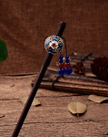 Haarspeld met antieke franjes. Geef je haar een vleugje vintage charme. Stijlvolle haaraccessoire voor een verfijnde look. — foto 40