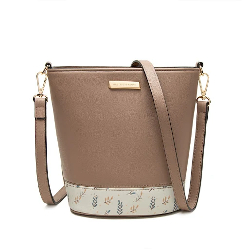 Title 2, Fashion printed shoulder bag Stylish and versat...