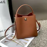 Bolsa mensageiro de couro bovino de primeira camada com seleção rigorosa, grande capacidade, luxo leve. Perfeita para o dia a dia e viagens. — foto 9