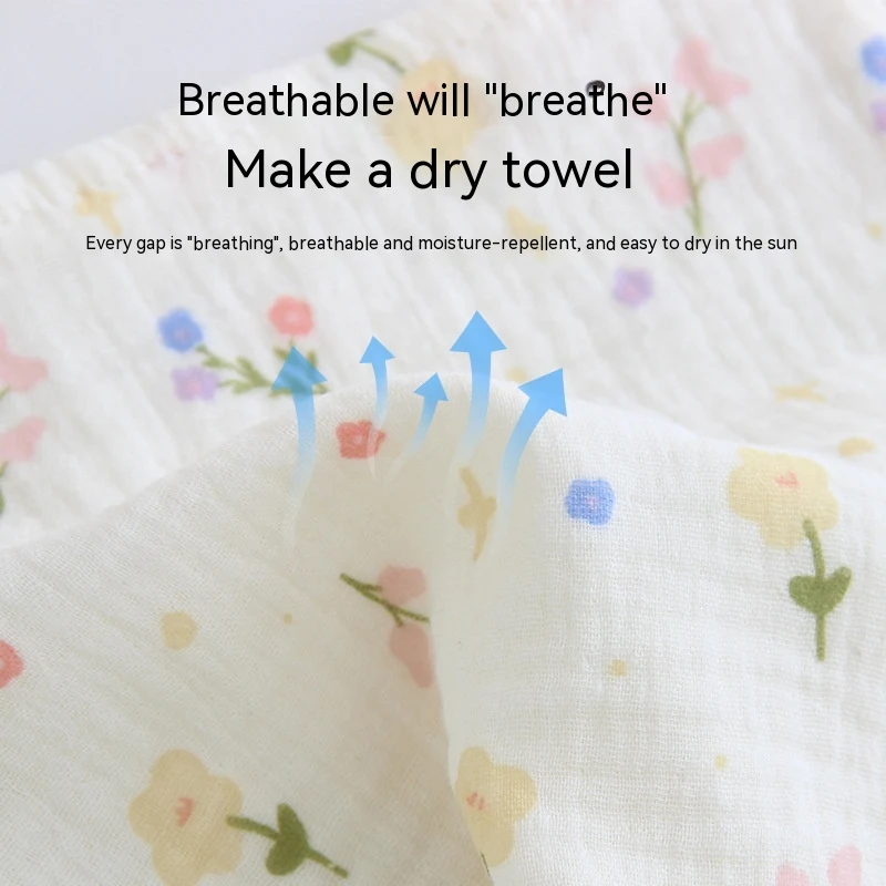Toalha de babar para bebês em gaze de quatro camadas com estampa floral, macia e absorvente, perfeita para recém-nascidos. — foto 4