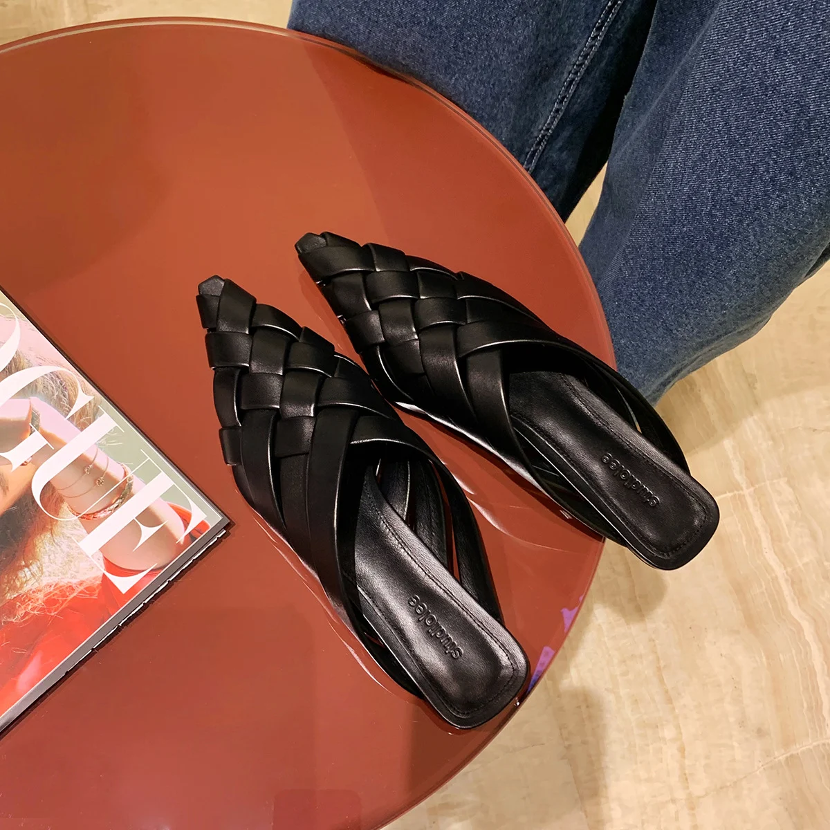 Chinelos de malha fechados de bico fino para mulheres, meia pantufa, conforto e elegância para seus pés em casa, perfeitos para o dia a dia. — foto 6