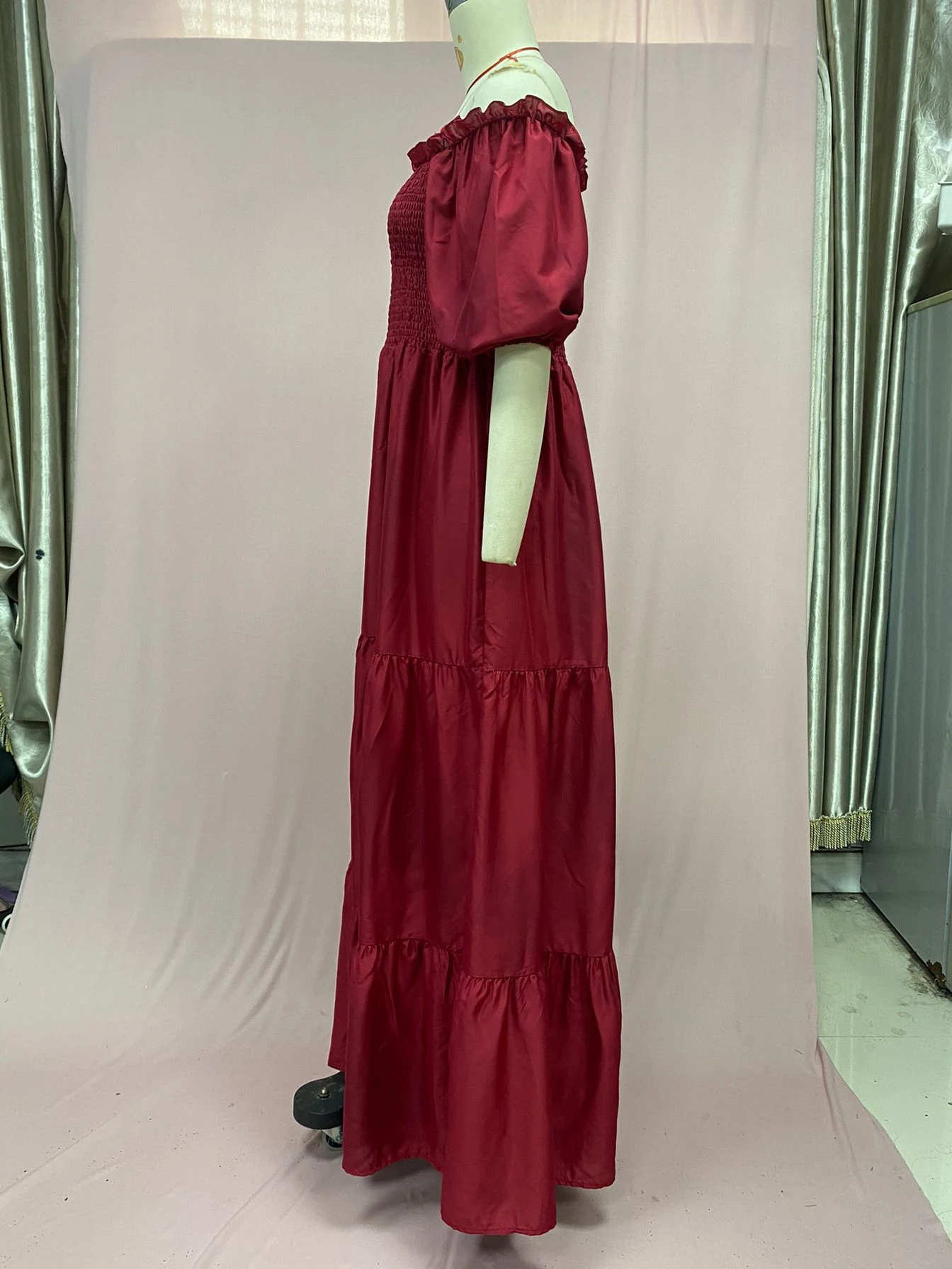 Title 12, European and American style dress, off-shoulder...