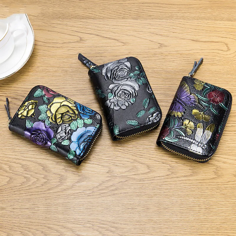 Anti-shielding Pirate-proof Female Multi-card Slots Wallet. Securely store your cards with this stylish and protective w — photo 1