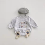 Baby katoenen romper Lange mouwen Cartoon letters Casual outfit Comfortabele kleding voor pasgeborenen Perfect voor dagelijks gebruik — foto 4