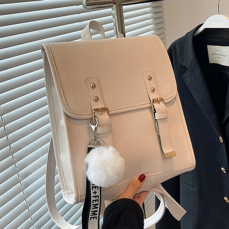 Mochila Feminina Multifuncional com Textura Inovadora e Design de Moda Exclusivo. Conforto e estilo para você. — foto 4