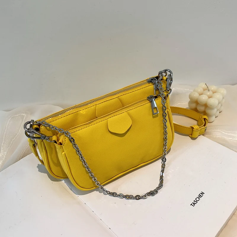 Bolsa coreana moderna para axila 2 em 1, tipo baguette, transversal. Leve seus itens essenciais com estilo e praticidade. — foto 7