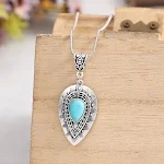 Colar Boho com Pingente Gota D'água Esculpida Vintage Acessórios de Roupas. Adicione um toque boêmio ao seu visual. — foto 3