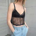 Canottiera nera trasparente per donna, gilet corto, versatile ed elegante, perfetta per layering o da sola, comoda e sensuale. — foto 5