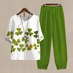 Conjunto de duas peças feminino com top e calças estampadas, ideal para um visual moderno e confortável, perfeito para diversas ocasiões. — foto 3