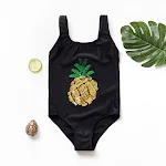 Maiô de uma peça com paetês deslocados para meninas fashion. Brilhe na praia ou piscina com este elegante traje de banho deslumbrante. — foto 6