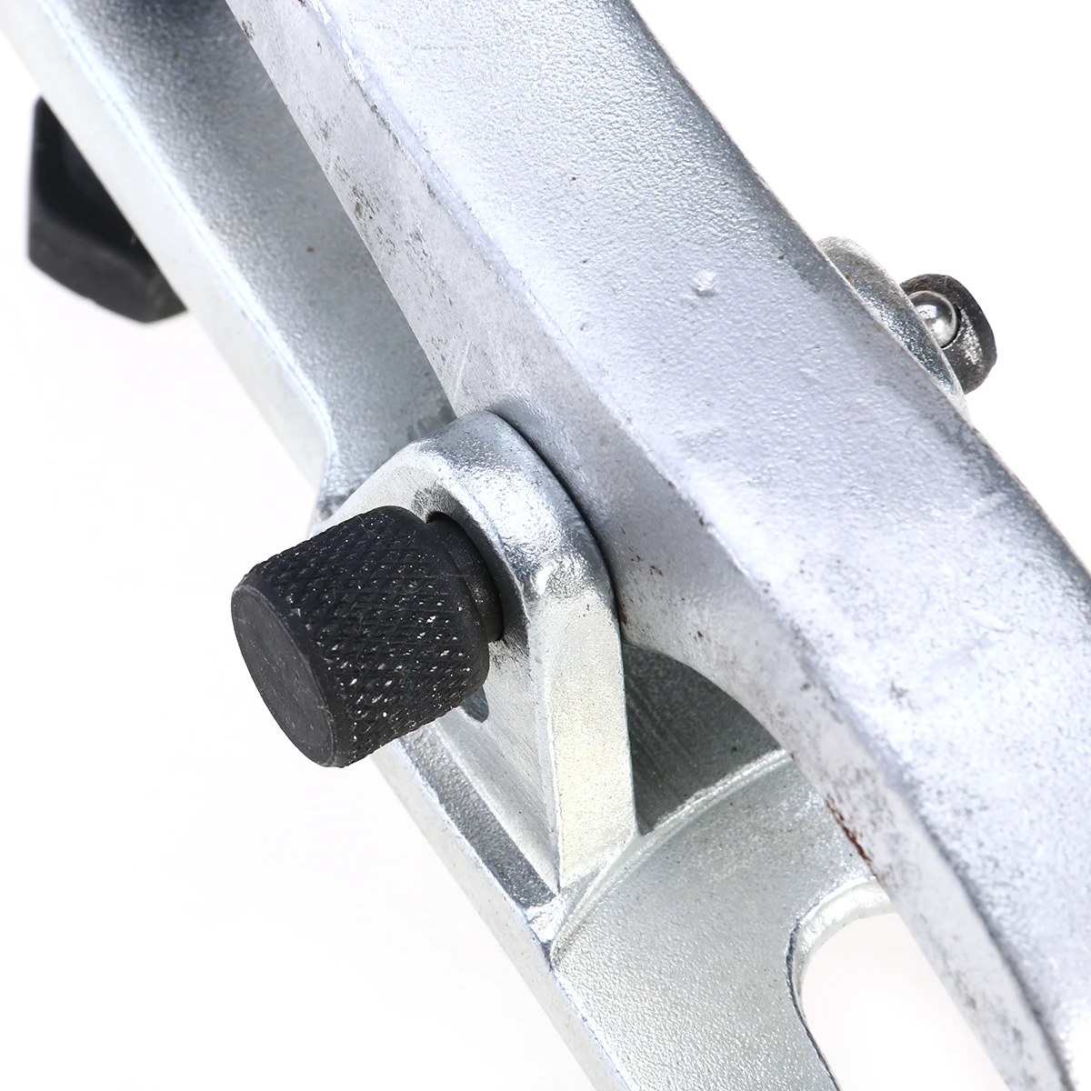Title 6, Universal ball joint separator tool. Easily rem...