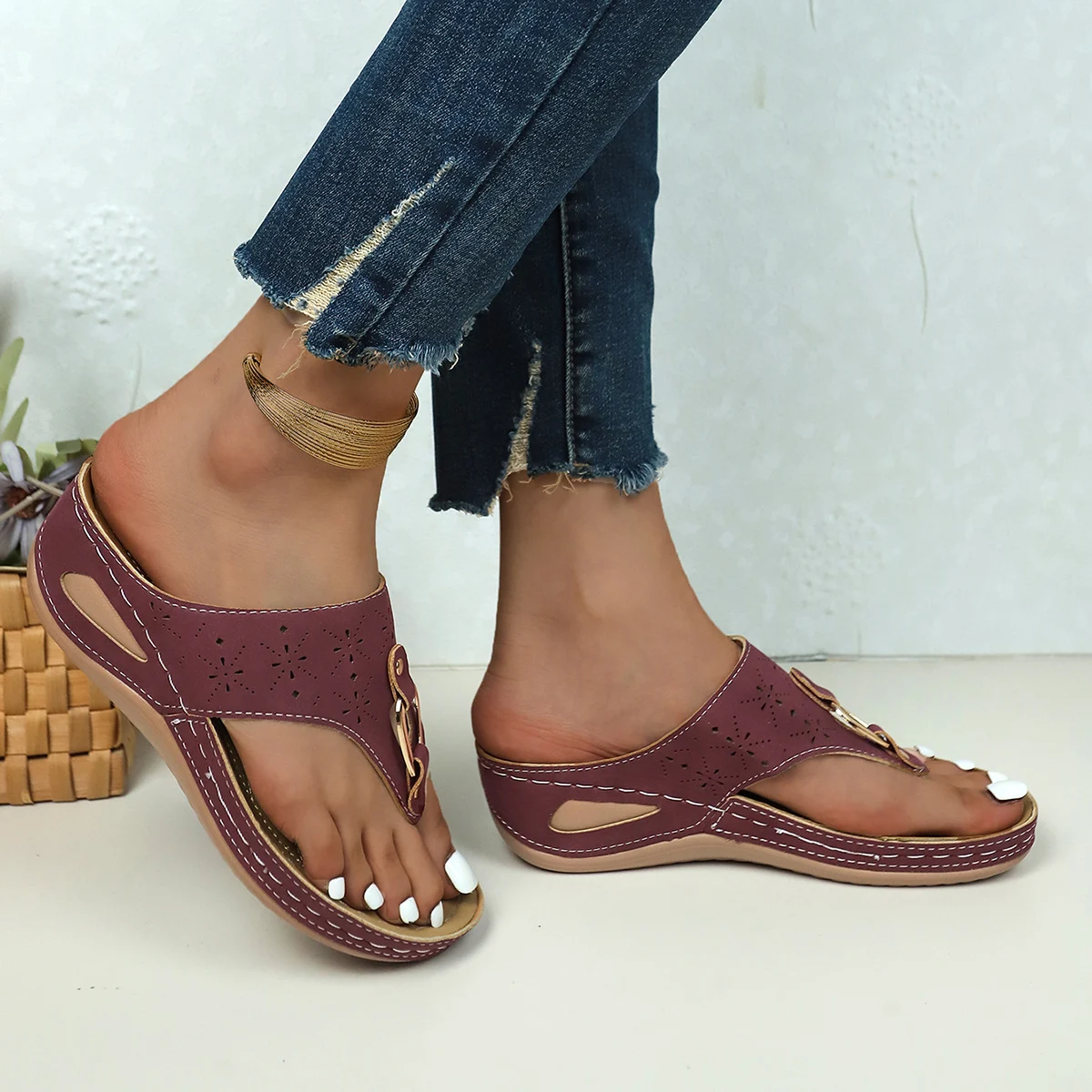 Title 19, Lightweight Wedge Flip-flops Casual Beach Slipp...