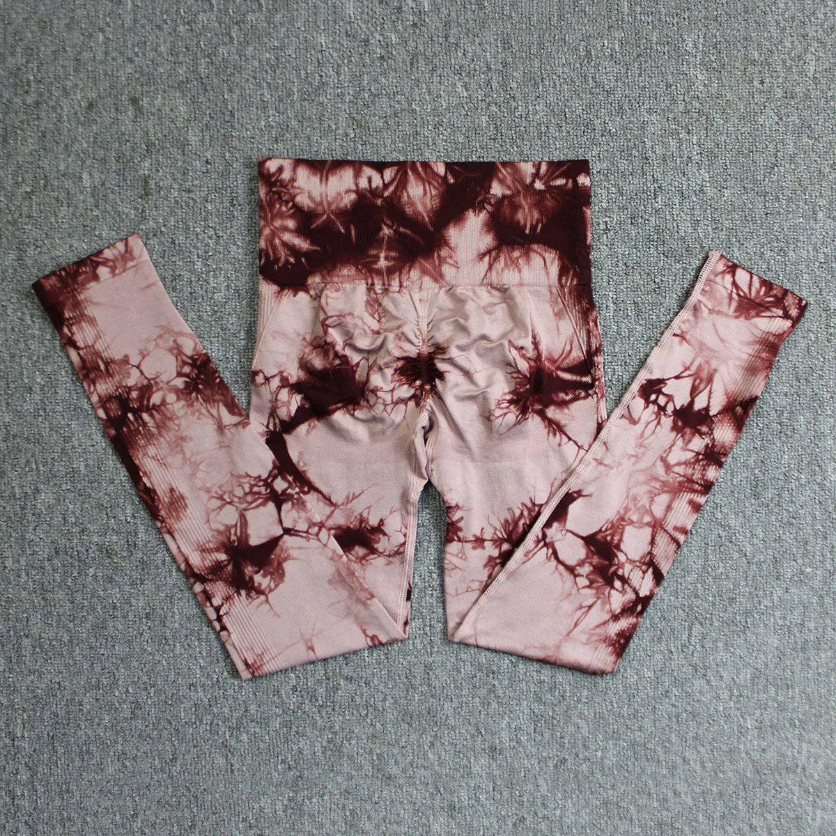 Women's Printed Tie-dye Seamless Skinny Yoga Pants offer comfort, style, and flexibility for workouts, yoga, or everyday — photo 5