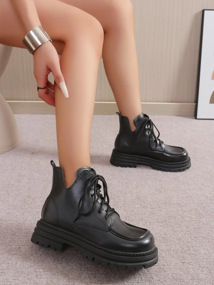 Title 4, Botas femininas plataforma com tiras cruzadas e...